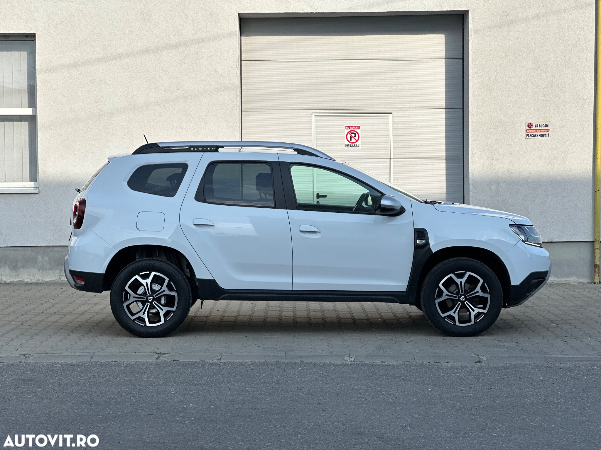 Dacia Duster 1.6 SCe Prestige jante 17" - 15