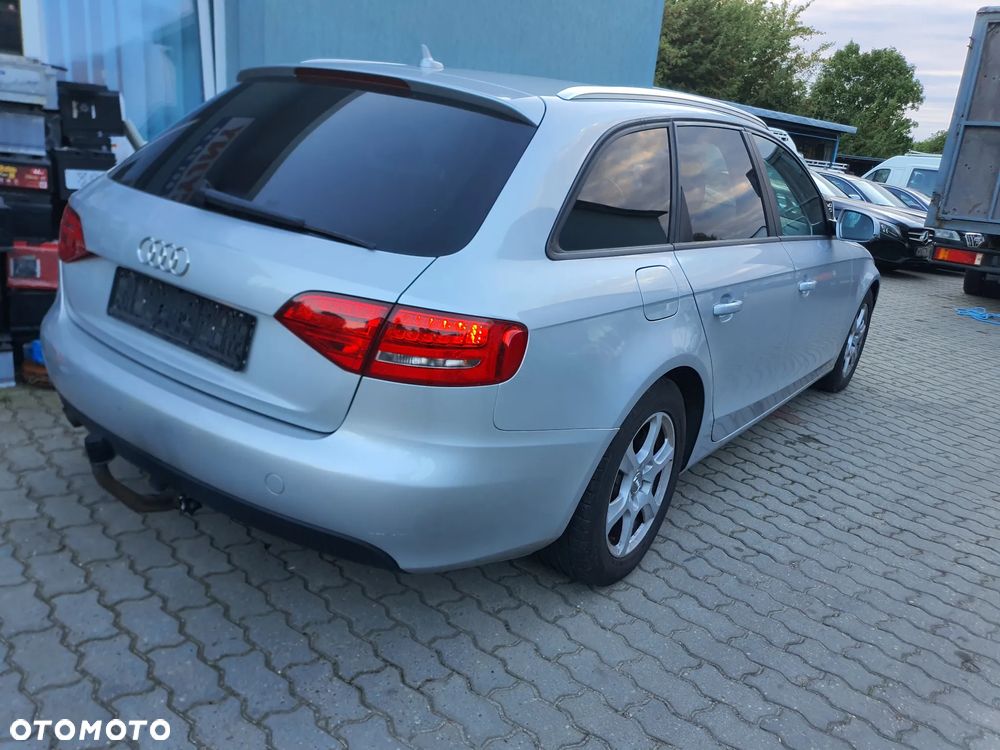 Audi A4 Avant 2.0 TDI Limited Edition - 1