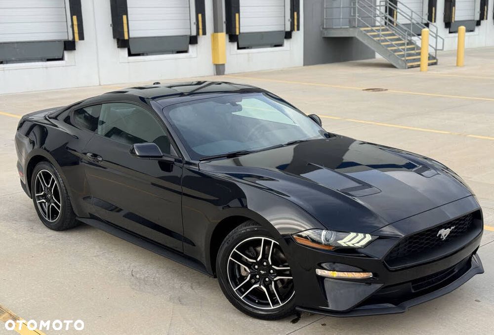 Ford Mustang - 9