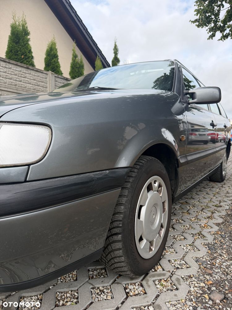 Volkswagen Passat - 20