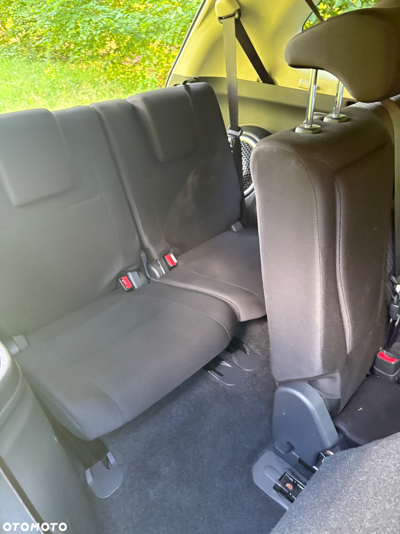 Mitsubishi Outlander - 7