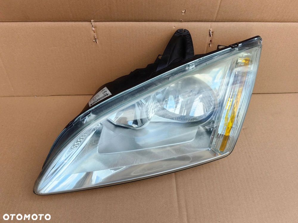 Lampa LEWA lewy przód Ford Focus MK2 04-07r oryginalna 4M51-13W030-AD (2162 - 7