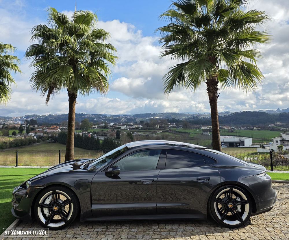 Porsche Taycan Bateria Performance Plus - 9