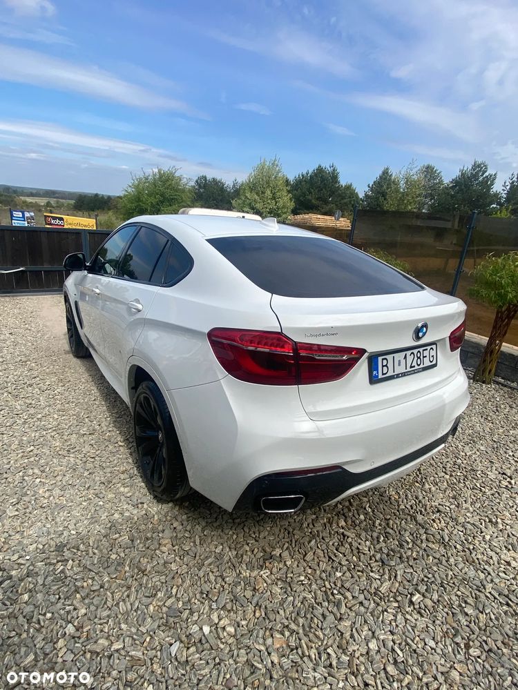 BMW X6 xDrive40d - 13