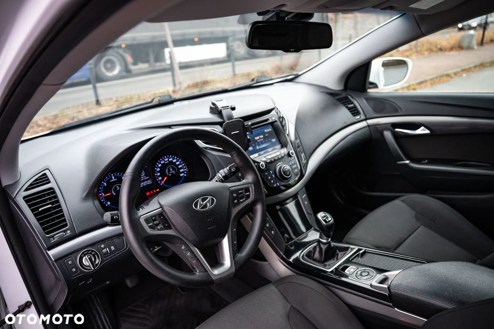 Hyundai i40 1.7 CRDi Style - 17