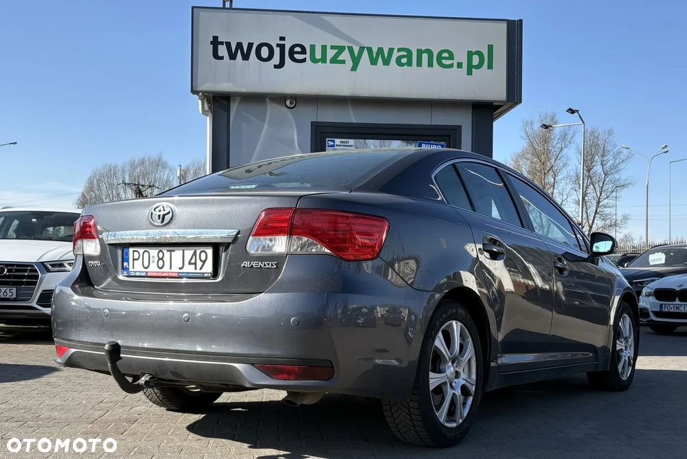 Toyota Avensis 2.2 D-4D Prestige - 8