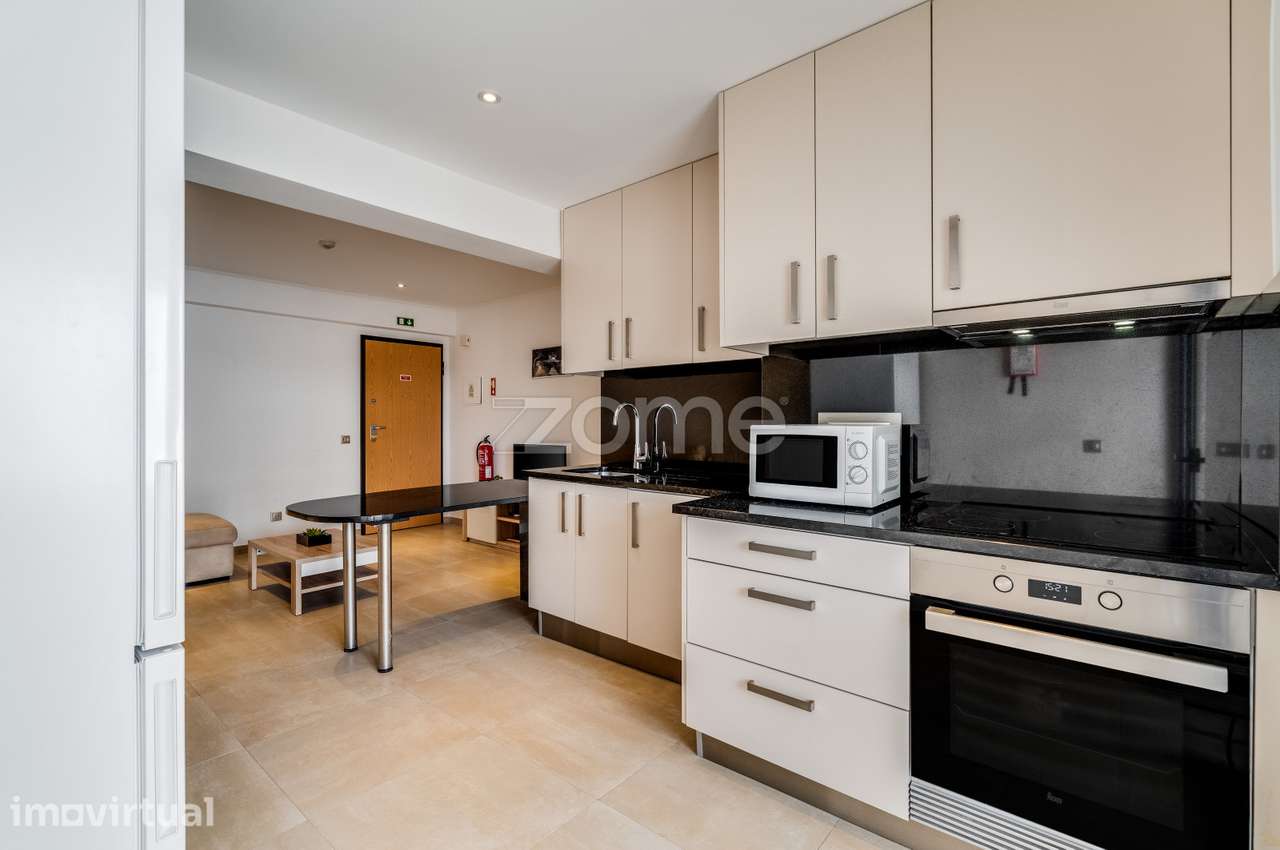 Apartamento T1 na Praia da Rocha - Portimão - Grande imagem: 4/22