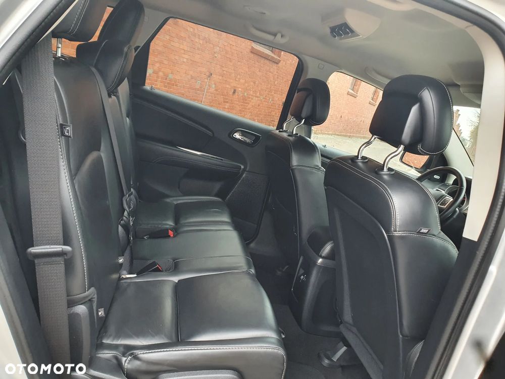 Fiat Freemont 2.0 Multijet 16V DPF Automatik Allrad Black Code - 12