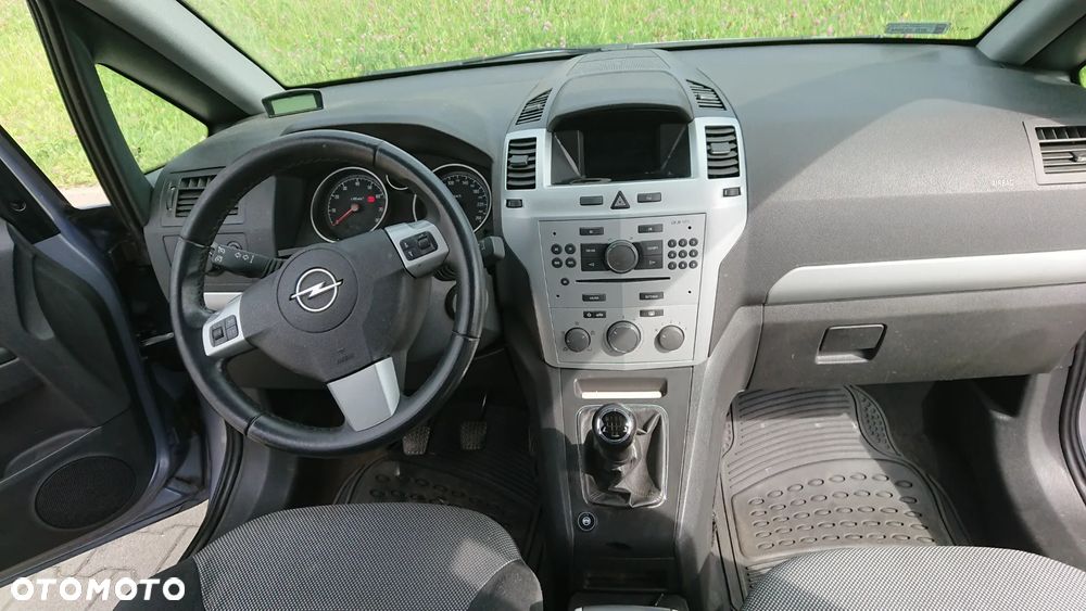 Opel Zafira 1.6 Enjoy - 7