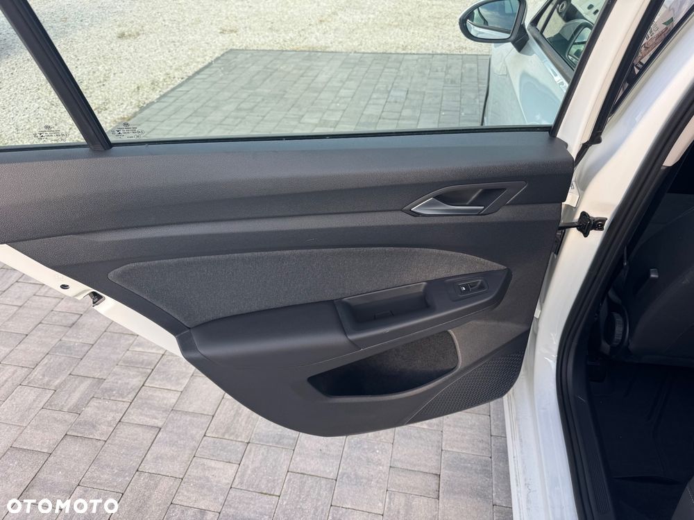 Volkswagen Golf VIII 1.5 TSI EVO Style - 15
