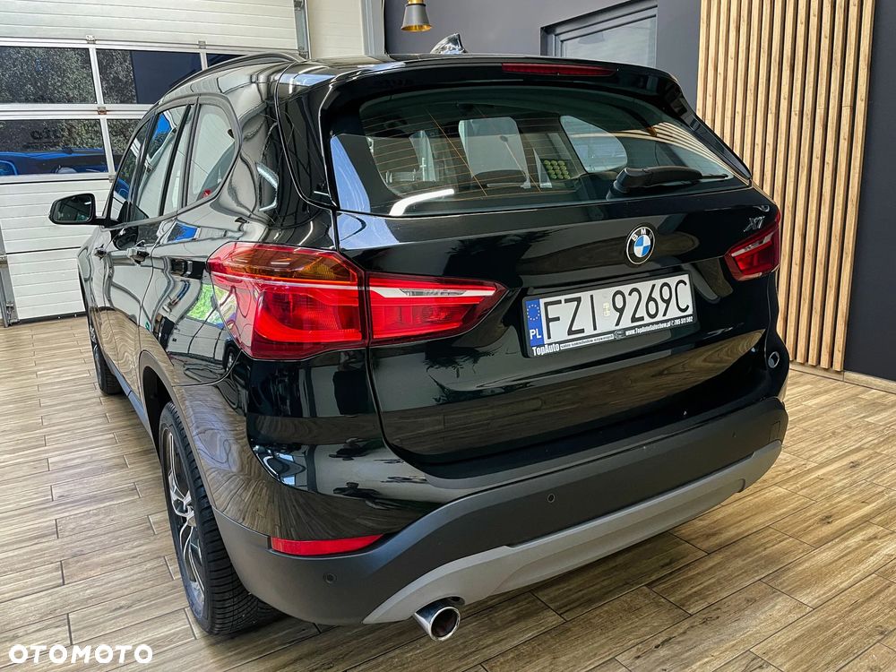 BMW X1 sDrive18d - 9