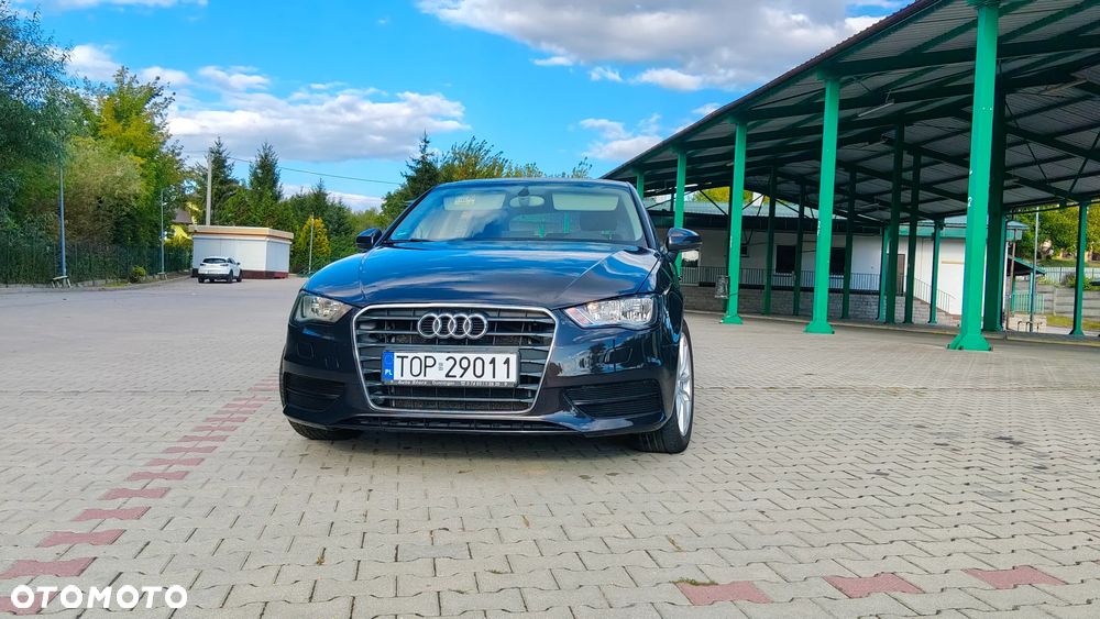 Audi A3 Sportback - 2