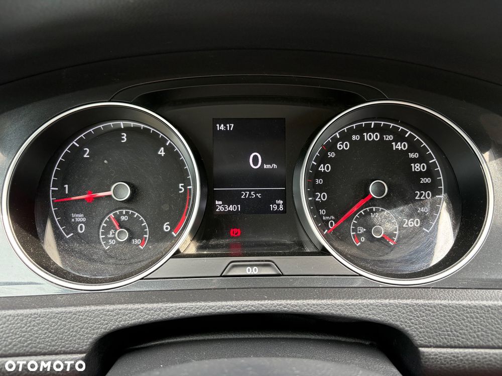 Volkswagen Golf 1.6 TDI BMT Comfortline - 38