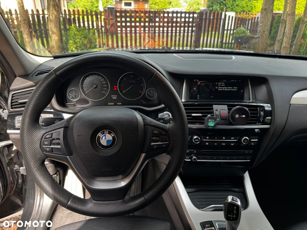 BMW X3 xDrive20d - 11