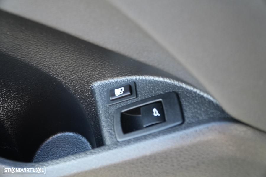 BMW X1 25 e xDrive Corporate Edition - 13