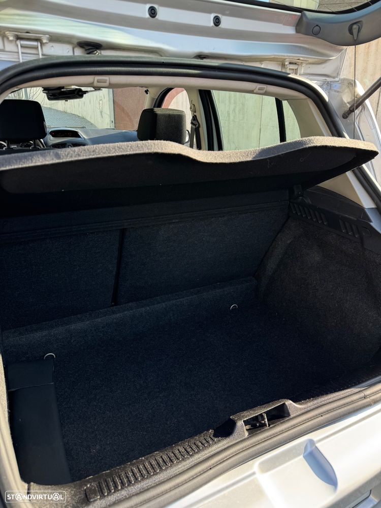 Renault Clio 1.5 dCi Dynamique S - 15