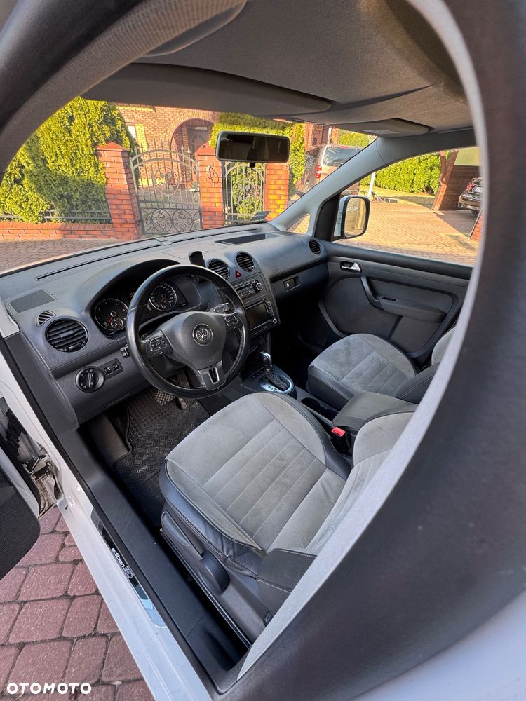 Volkswagen Caddy Comfortline Edition DSG - 21