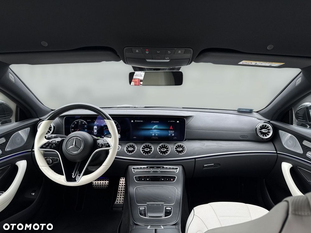 Mercedes-Benz CLS 300 d 4-Matic AMG - 14