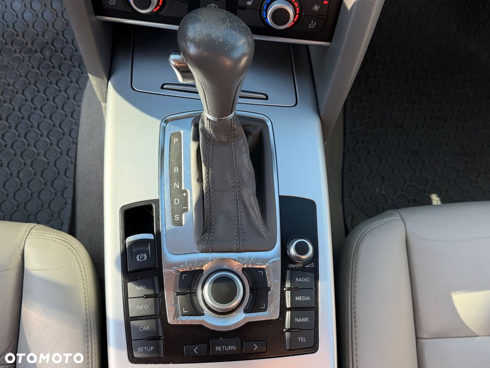 Audi A6 Avant 2.0 TDI DPF multitronic - 28