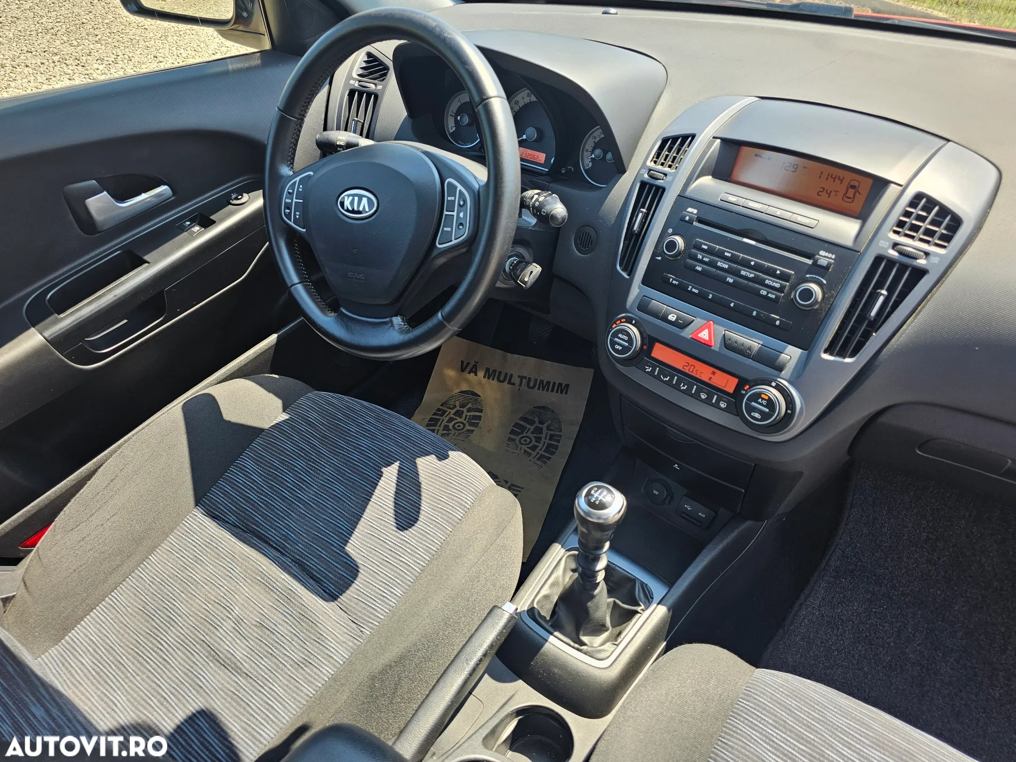 Kia Ceed 1.6 CRDi 115 ISG Vision - 16