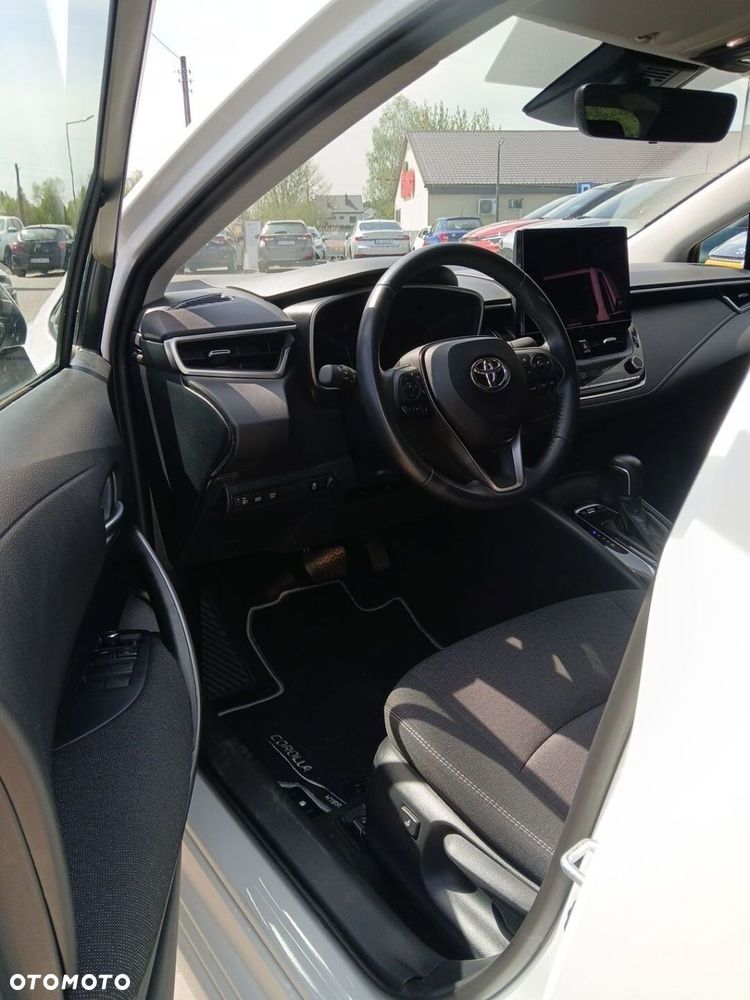 Toyota Corolla 1.8 Hybrid Style - 19