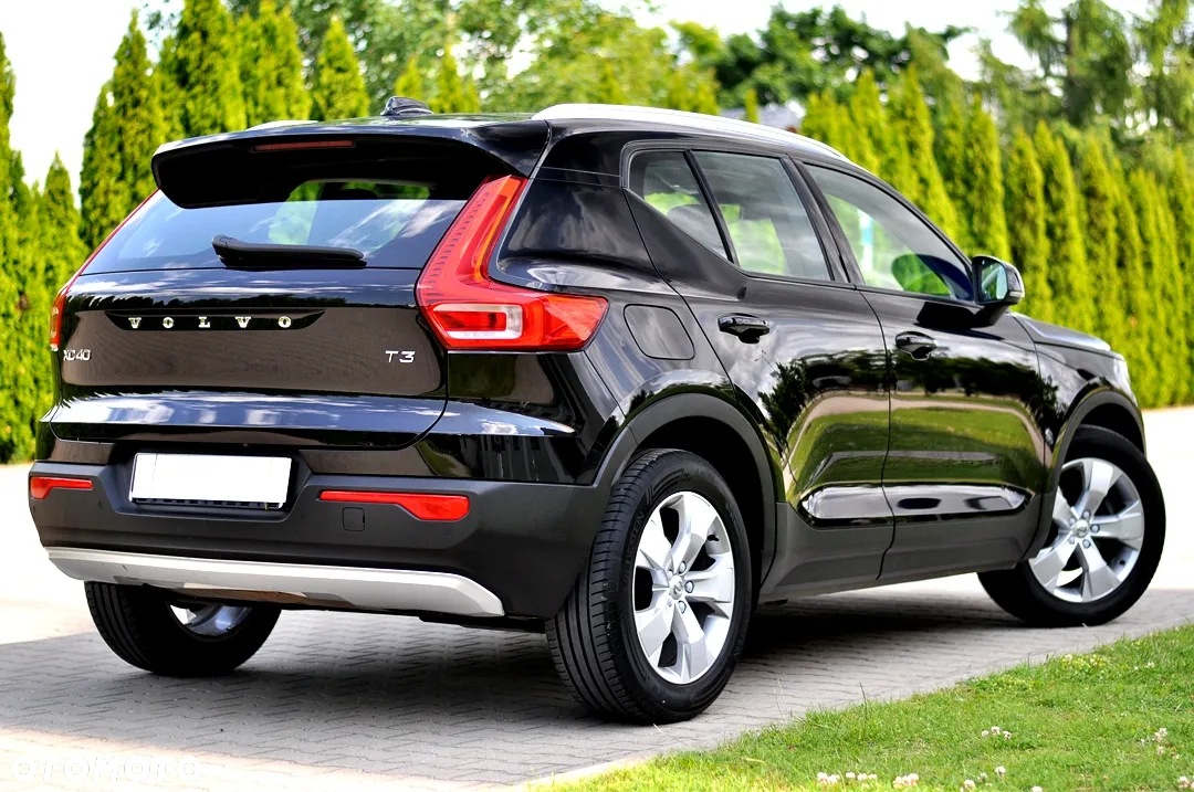Volvo XC 40 T3 Momentum Pro - 12