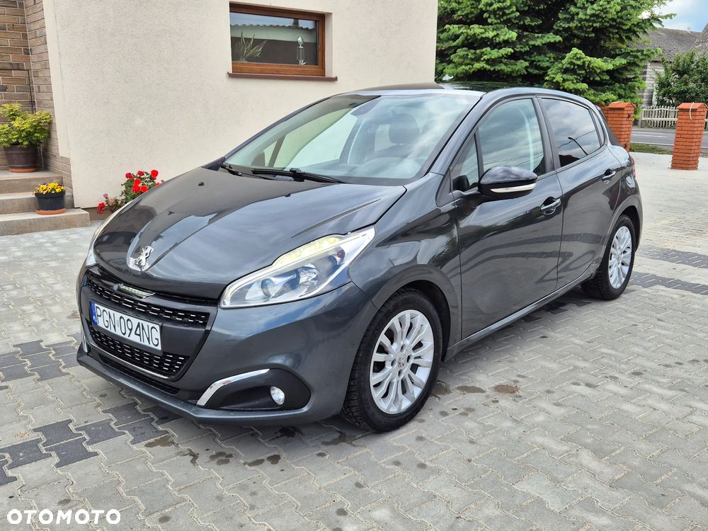 Peugeot 208 1.6 BlueHDi Allure S&S - 22