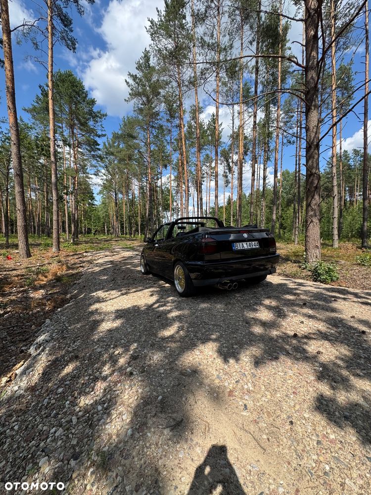 Volkswagen Golf 1.8 CL - 18