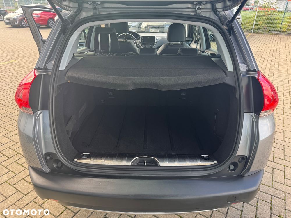 Peugeot 2008 PureTech 82 ETG5 STOP&START Allure - 17