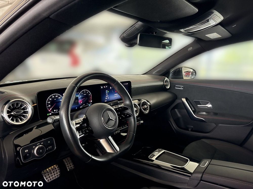Mercedes-Benz CLA - 15