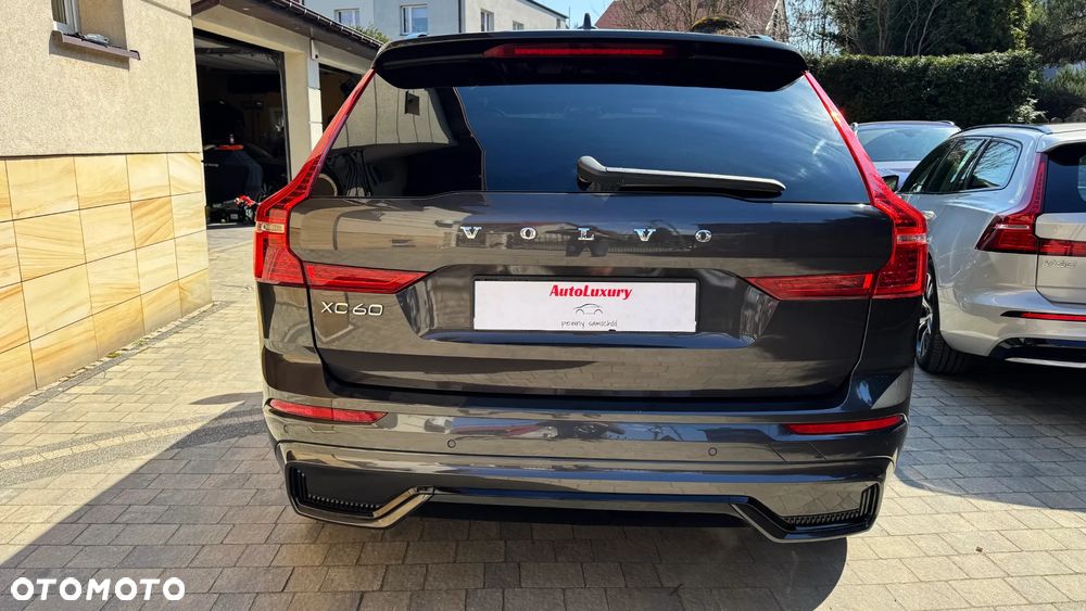 Volvo XC 60 B4 D AWD Geartronic RDesign - 11