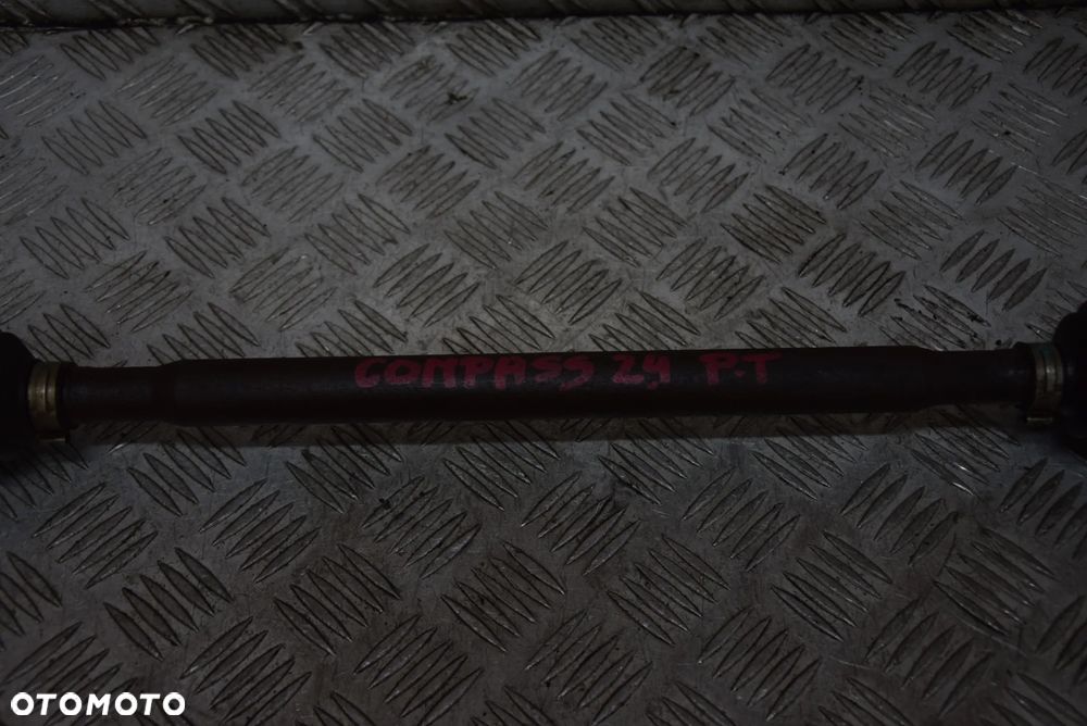 JEEP COMPASS  2.4 PÓŁOŚ PRAWA TYŁ - 5