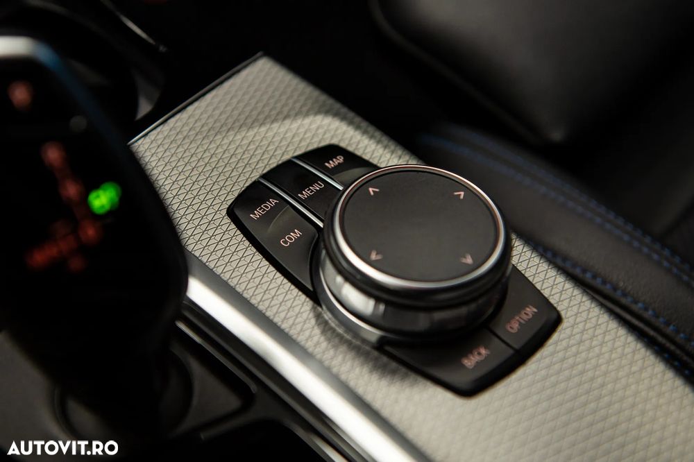 BMW X3 xDrive20d AT Standard - 24