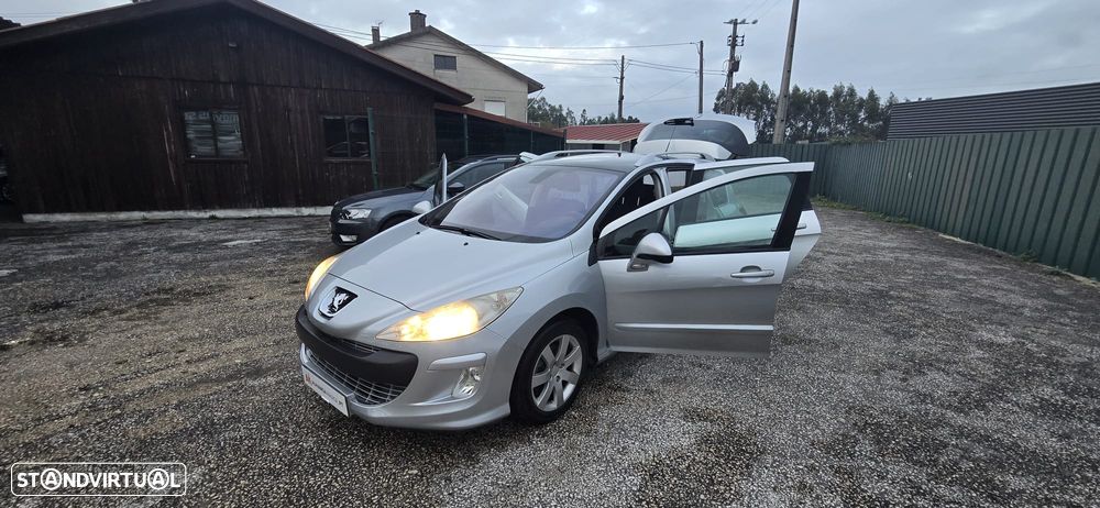 Peugeot 308 SW 1.6 HDi Premium CVM6 - 32