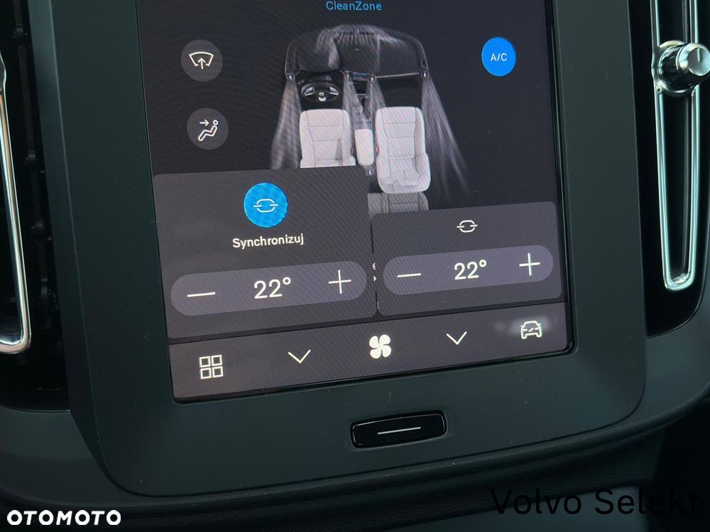 Volvo XC 40 - 30
