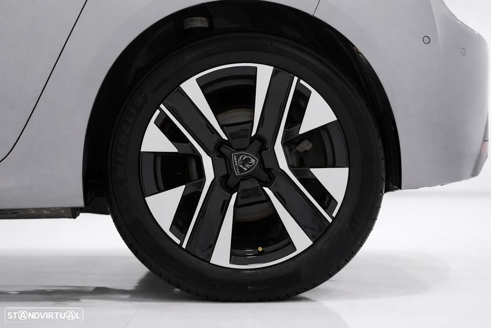 Peugeot 208 1.2 PureTech Allure - 8