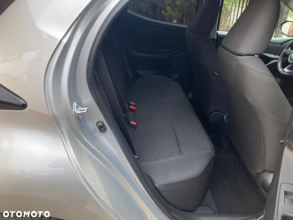 Toyota Yaris 1.5 Comfort - 11