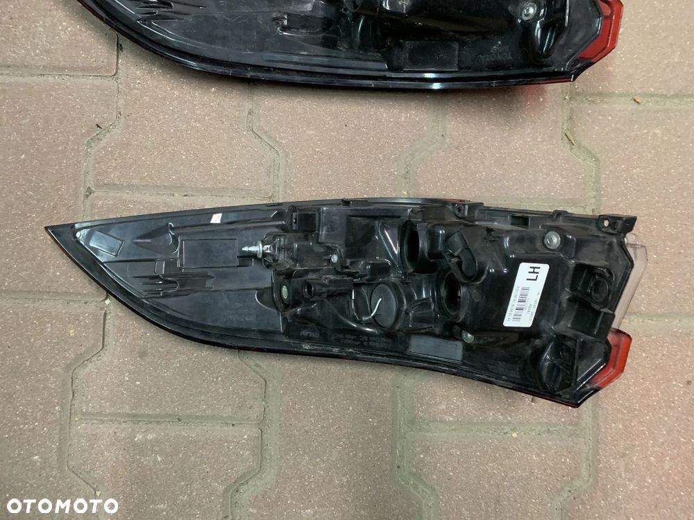 TOYOTA COROLLA E21 SEDAN 2019- LAMPA LEWA TYLNA TYŁ LED LEDOWA - 18