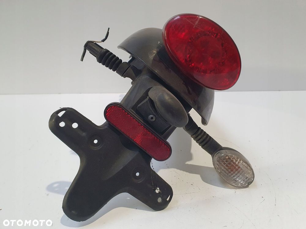 TYLNY BŁOTNIK NAKOLE Triumph Street Twin 900 18- LAMPA TYŁ 2302378 2702100 - 15