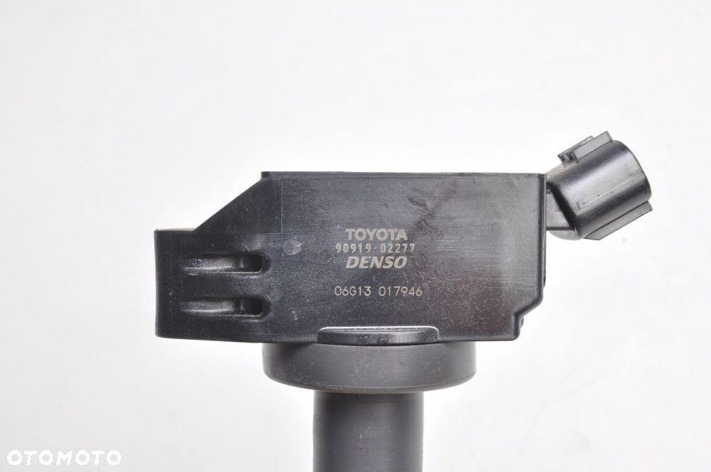 TOYOTA YARIS IV 1.5 Hybrid CEWKA ZAPŁONOWA 90919-02277 - 2