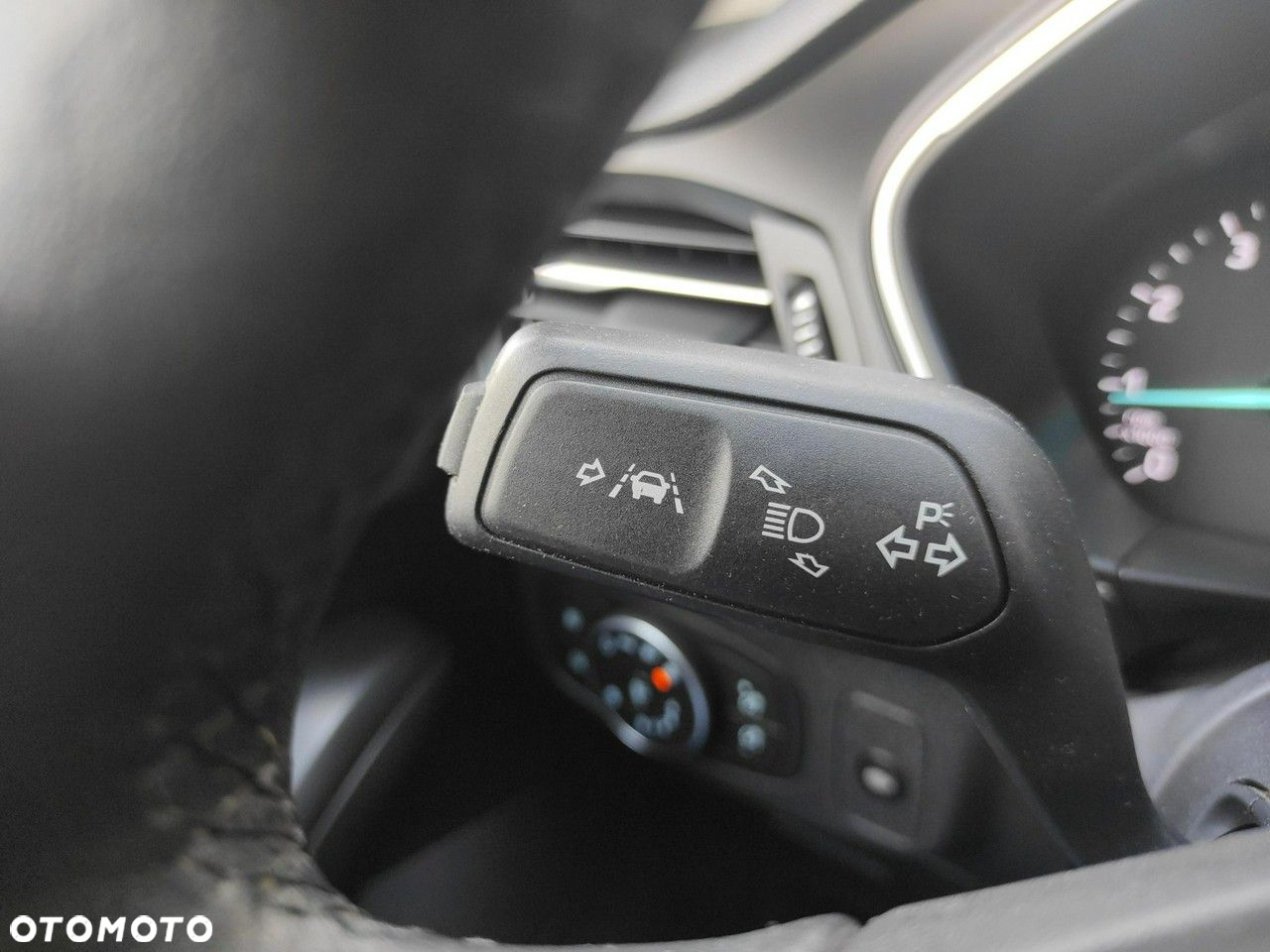 Ford Focus 1.0 EcoBoost Trend Edition - 16