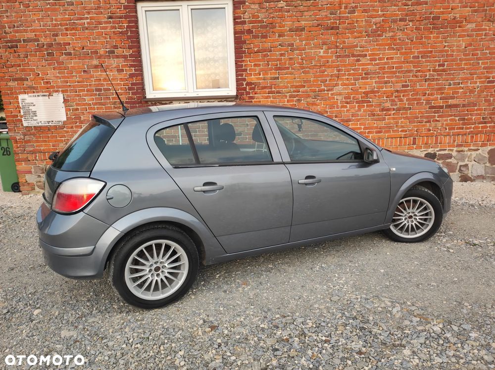 Opel Astra - 8