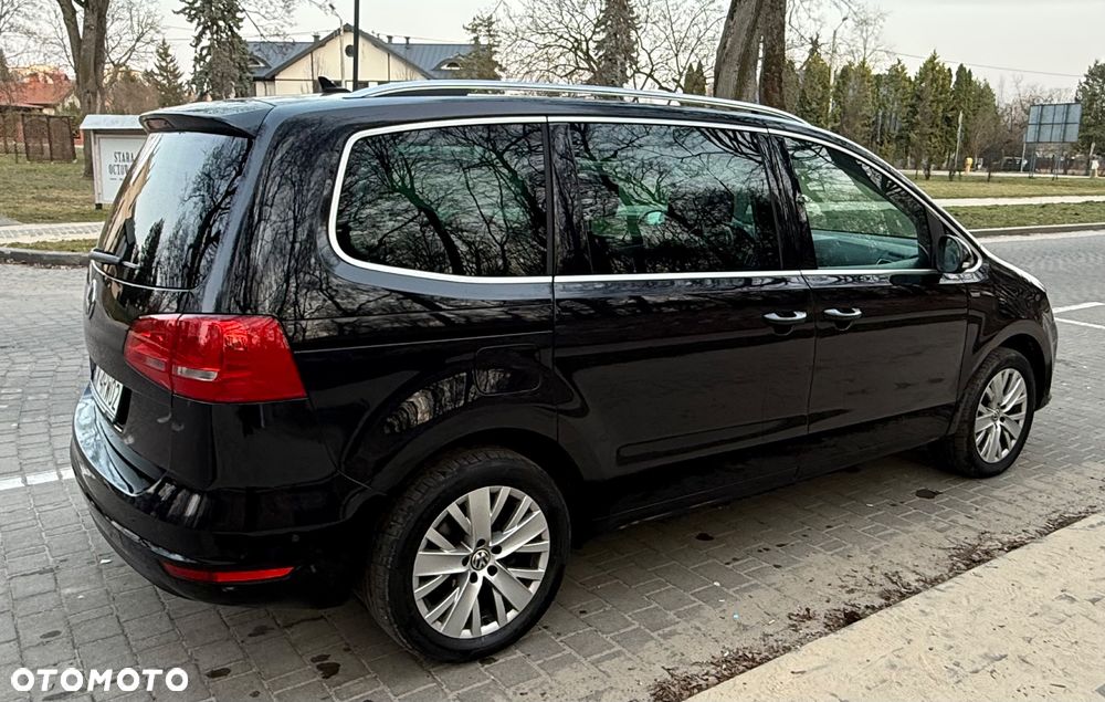 Volkswagen Sharan 2.0 TDI Trendline DSG - 8