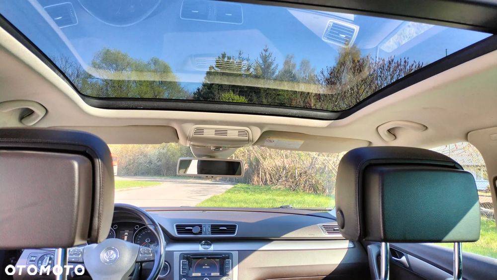 Volkswagen Passat - 17