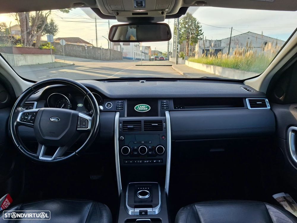 Land Rover Discovery Sport 2.0 TD4 HSE Luxury 7L Auto - 13