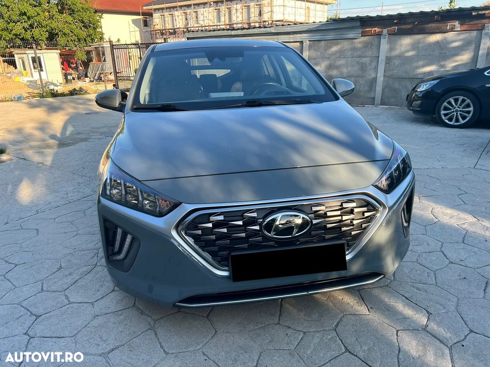 Hyundai IONIQ - 22