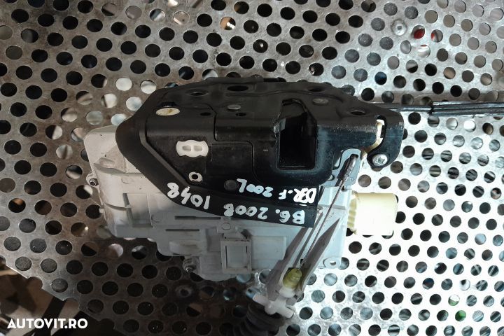 Broasca usa fata dreapta 3C1837016A Volkswagen VW Passat B6 [2005 - 2 - 3