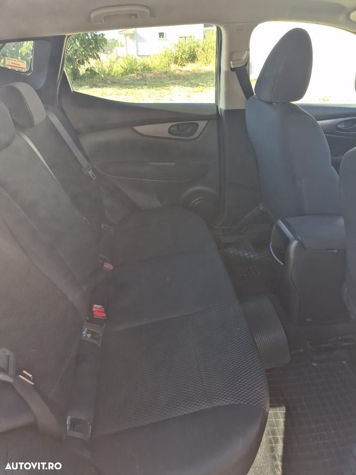 Nissan Qashqai 1.5 DCI Start/Stop N-Connecta - 22