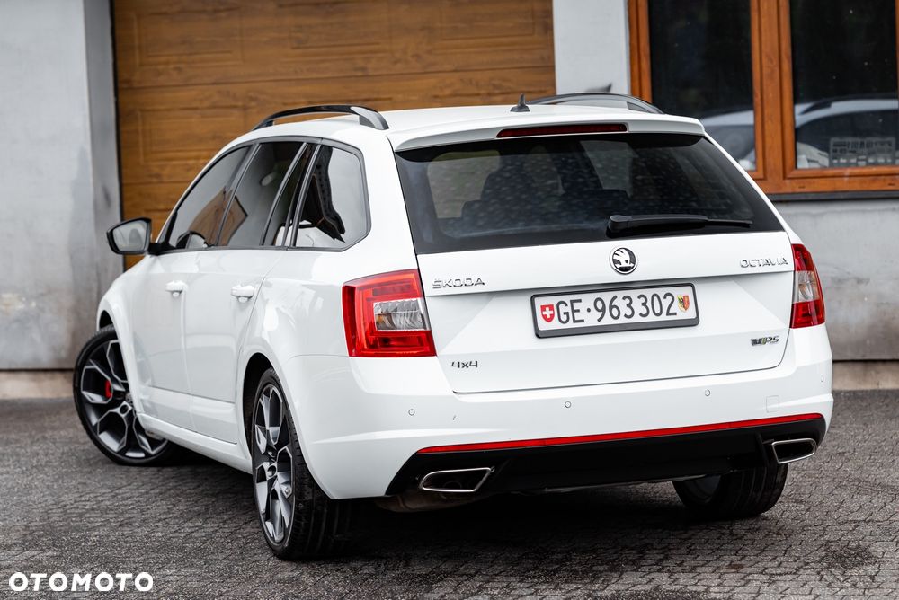 Skoda Octavia 2.0 TDI 4x4 DSG RS - 12