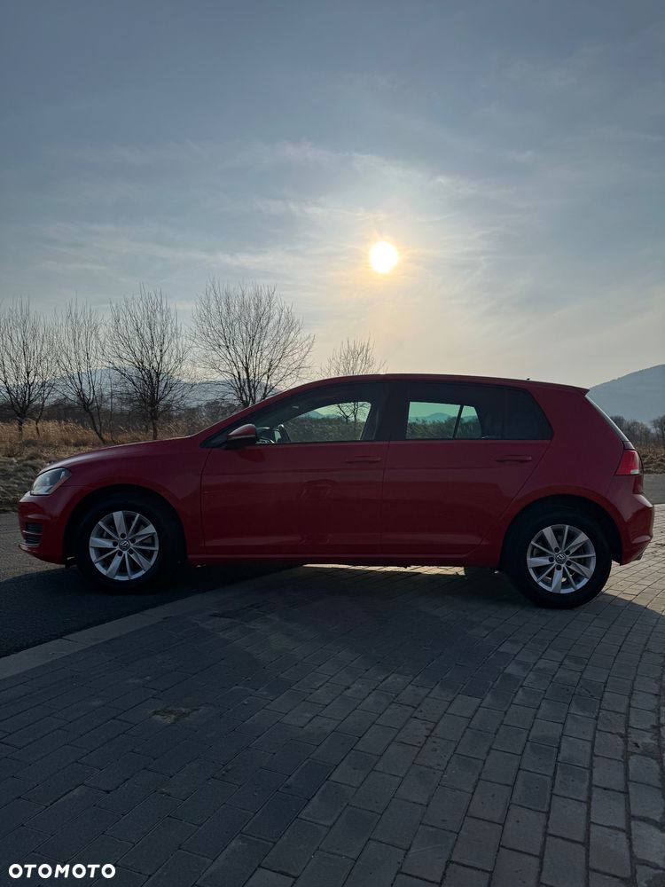 Volkswagen Golf - 8